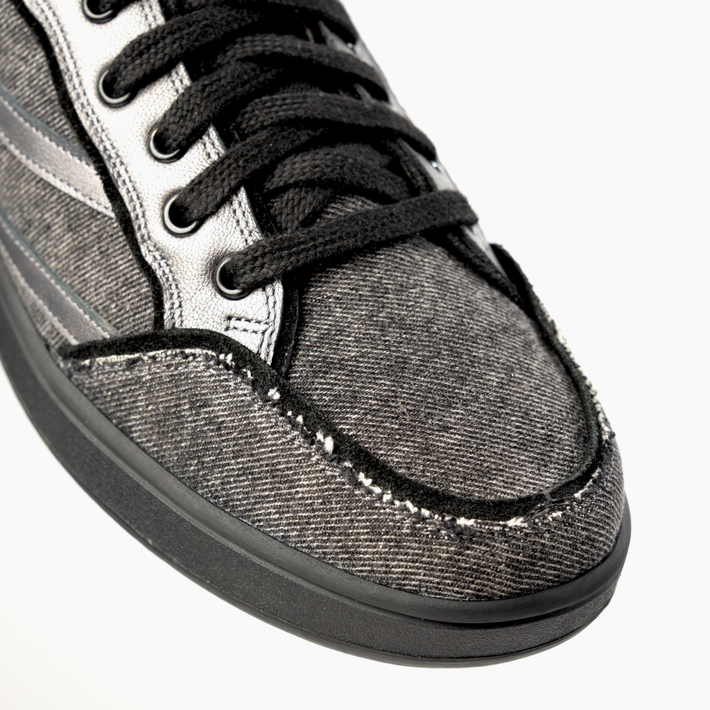 Gully Number 001 -  Baaz Chaaya Grey for Women