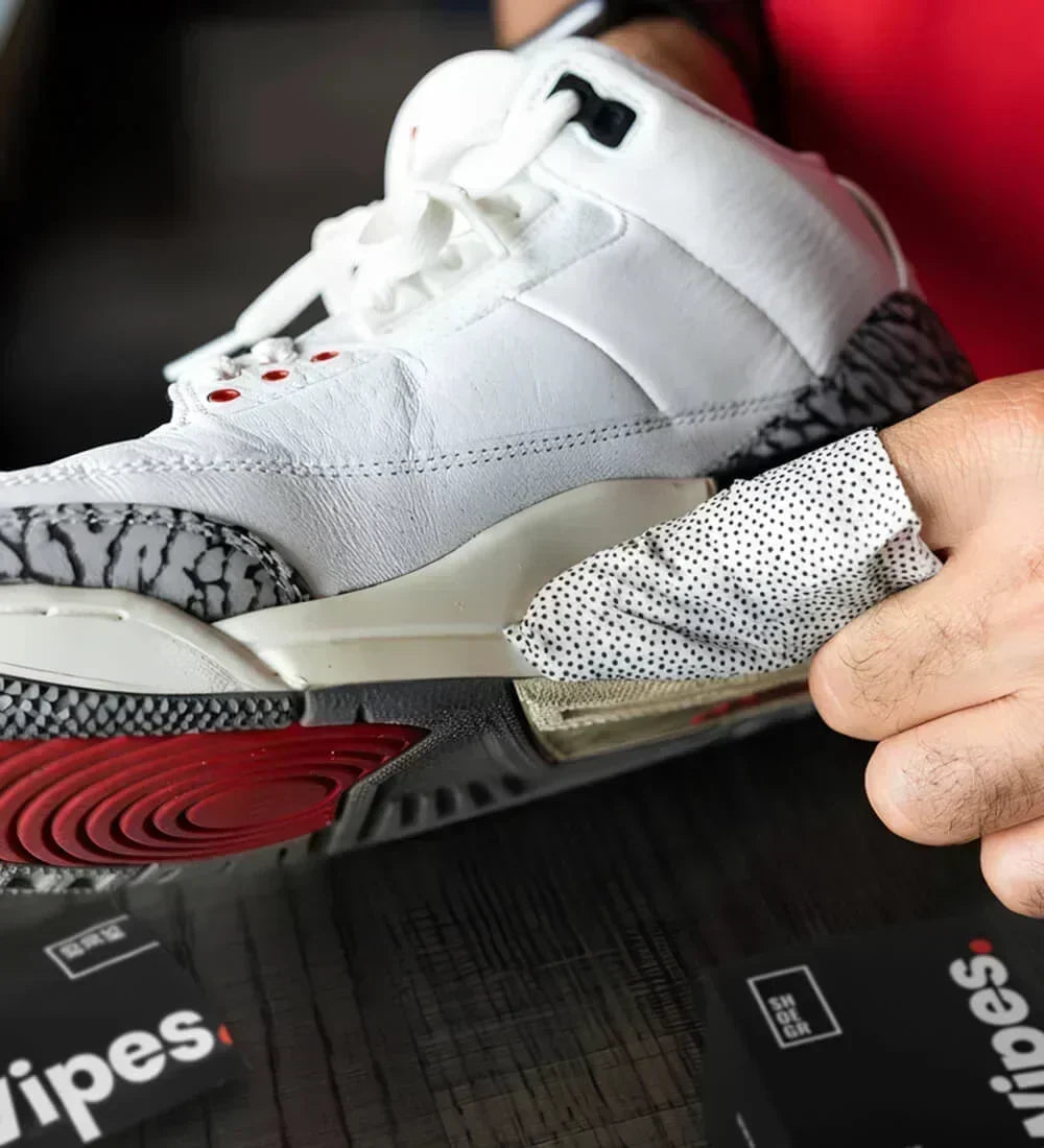 Quick Shoe Cleaning Wipes