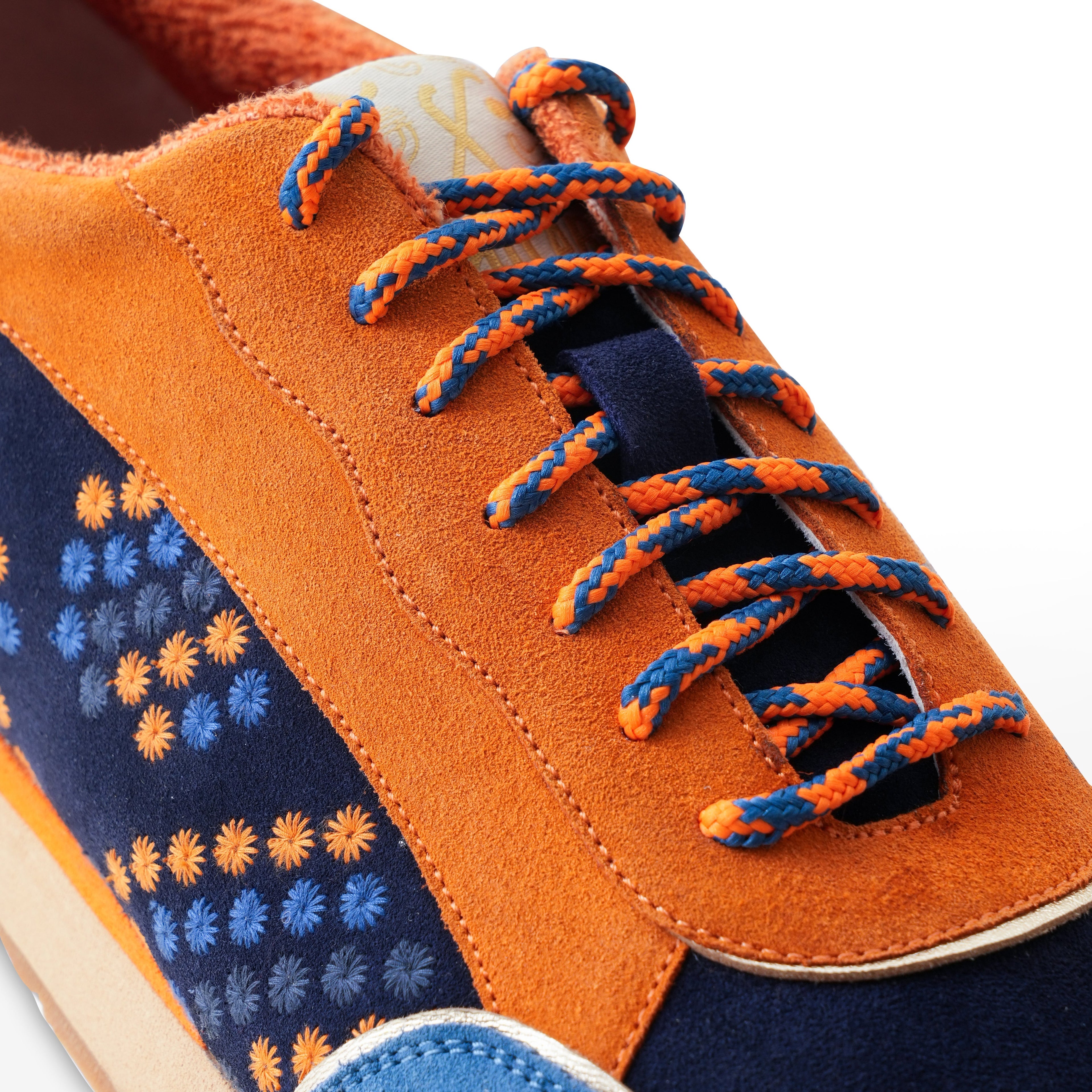 Gully Number 002 - 1948 Victory Blue for Women