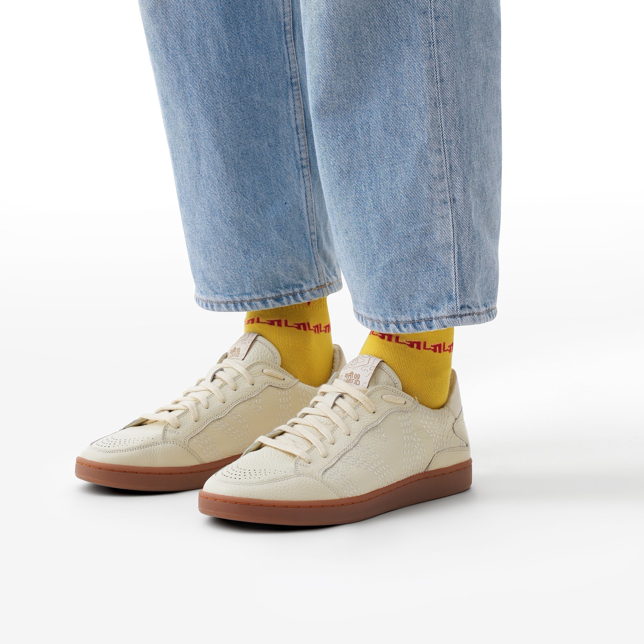 Gully Number 001 - Dvaita Calico White