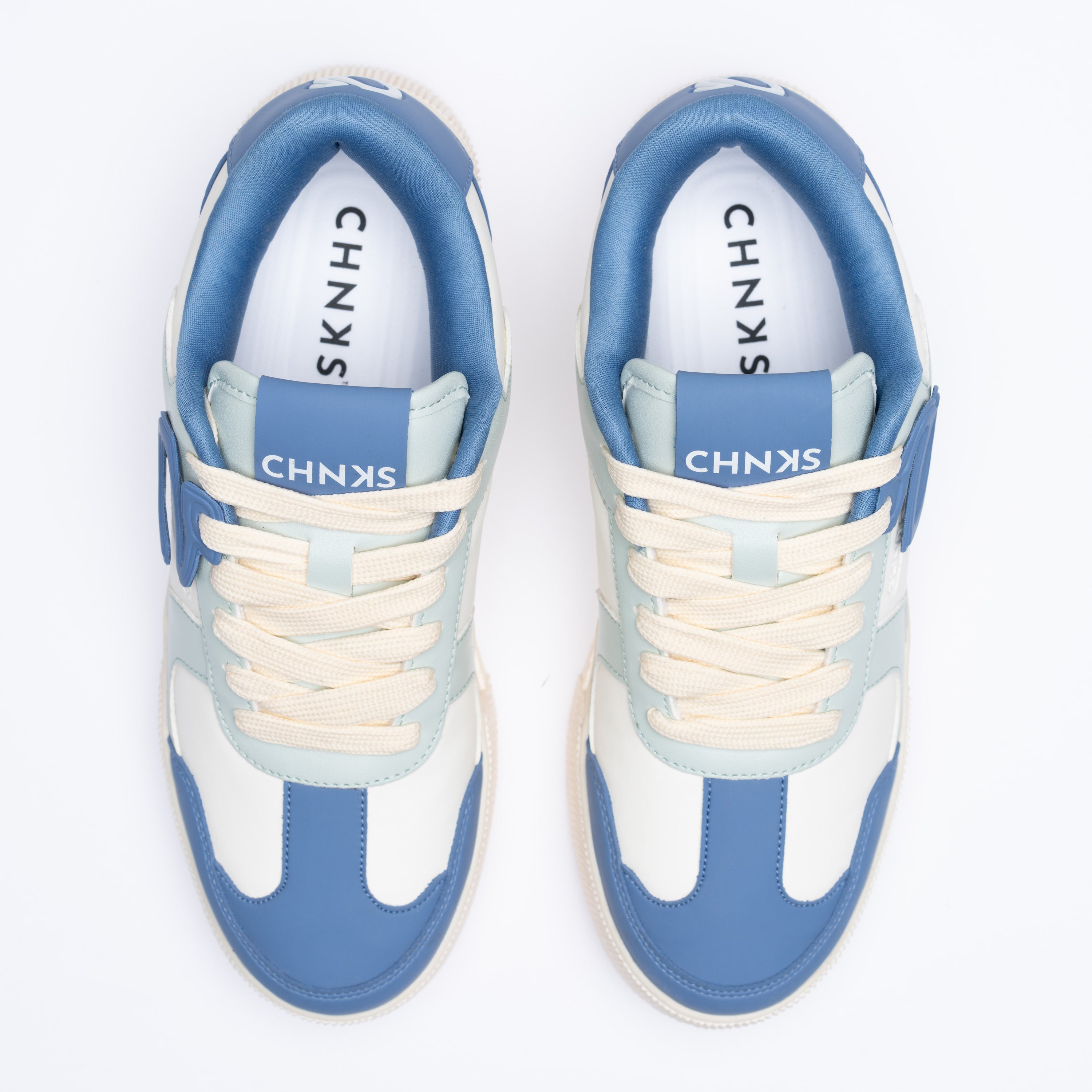 THE ATLANTIS CHNKS